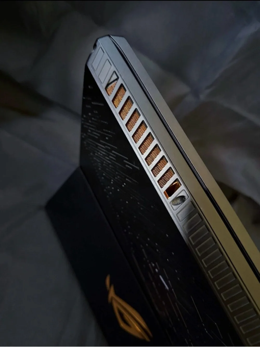 RARE!* ROG ASUS MOTHERSHIP GZ700GX 17.3